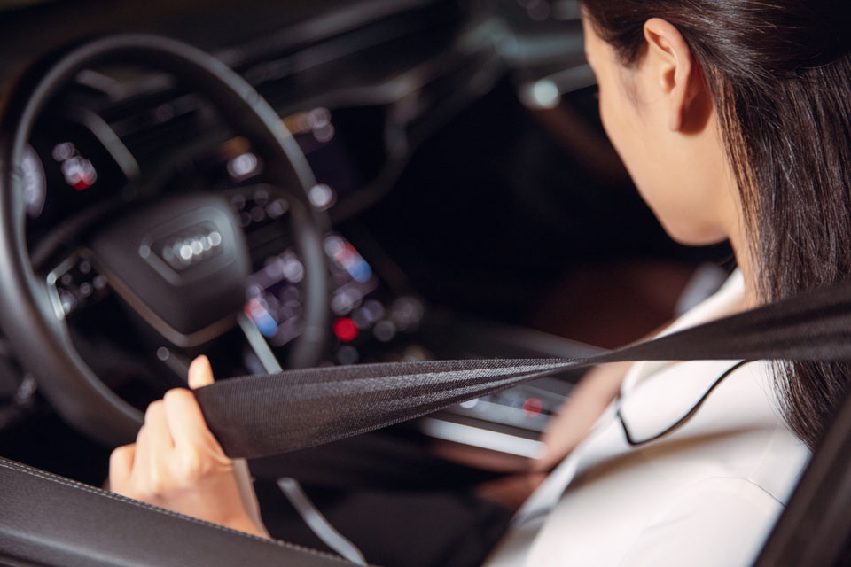 Fungsi tali pinggang keledar kereta